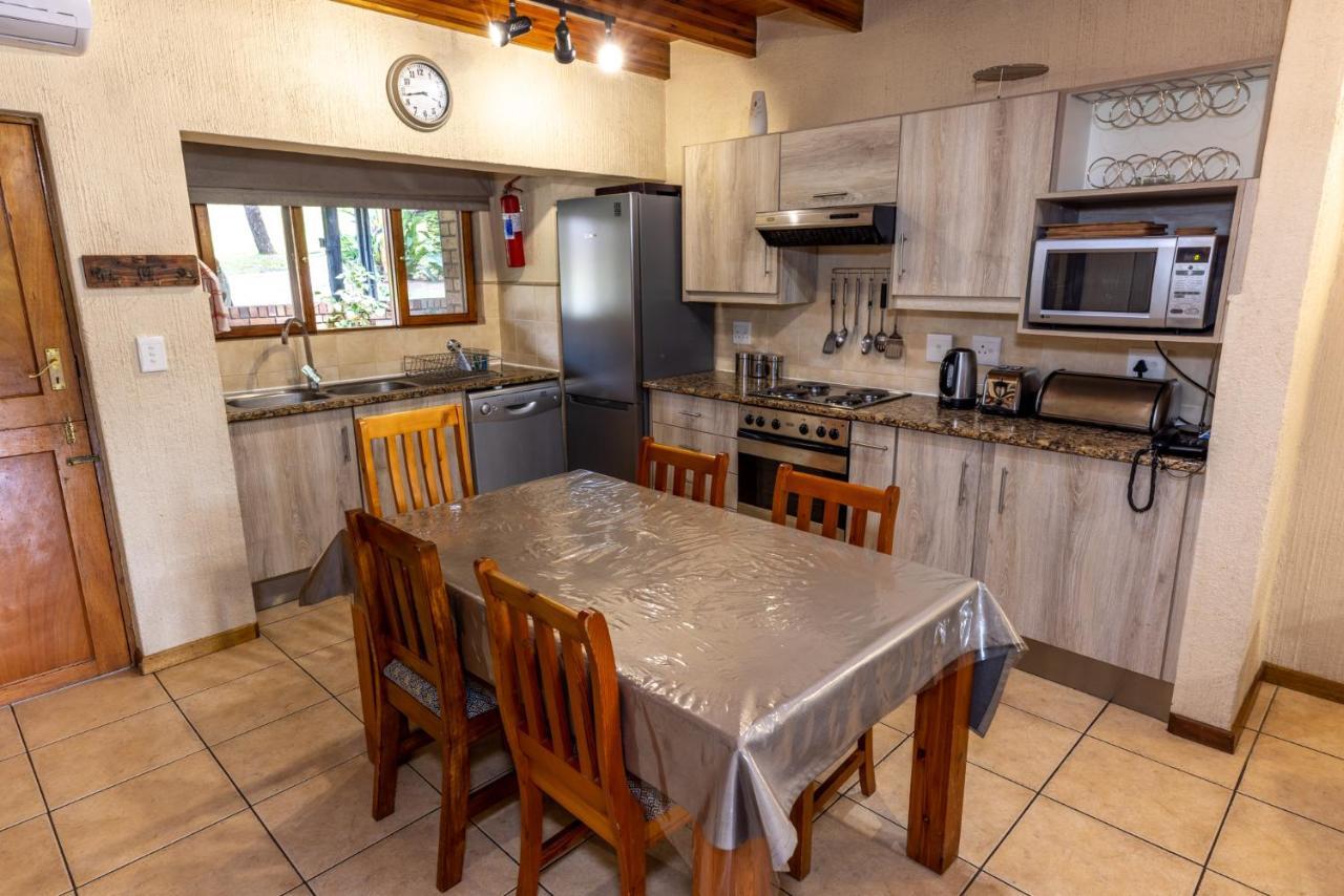 האזיביו Legend Safaris 257A - In Kruger Park Lodge מראה חיצוני תמונה